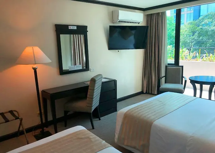 Tower Inn Makati Business Hotel